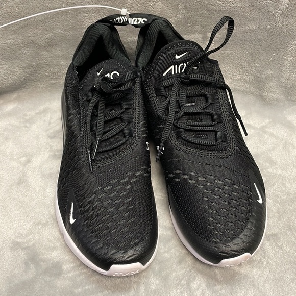 Nike Air Max 270 Sneakers Size 8 - Picture 2 of 6
